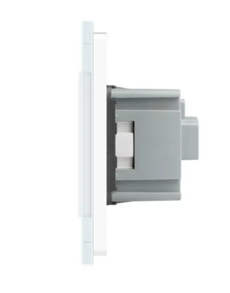 Фото 2 Бесконтактный выключатель 2 сенсора 1 розетка 1-1 белое стекло Livolo