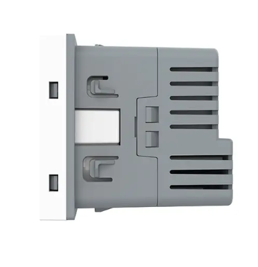 Фото 3 Механізм електрична розетка з USB Type-C Power Delivery 18 Вт білий Livolo