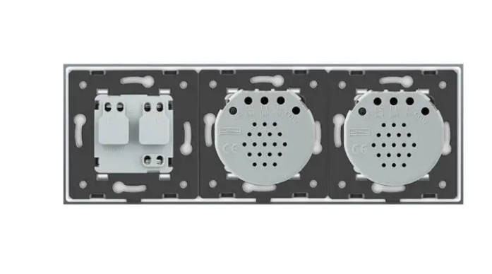 Фото 3 Бесконтактный выключатель 2 сенсора 1 розетка 1-1 белое стекло Livolo