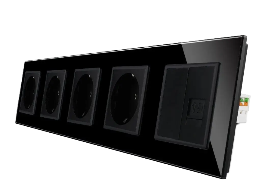 Фото Розетка пятиместная комбинированная Силовая Интернет черное стекло Livolo