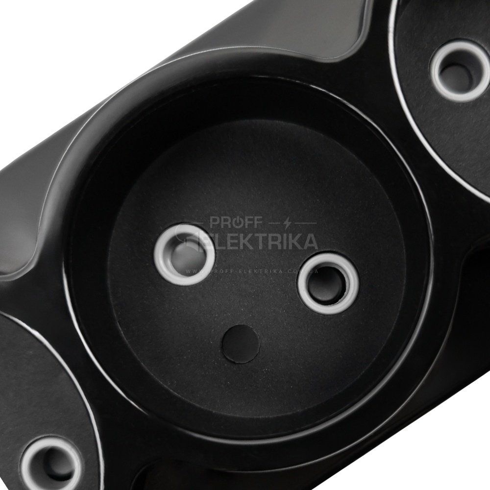 Фото 2 Колодка Violux 3 гнезда без заземления черная с выключателем 910270