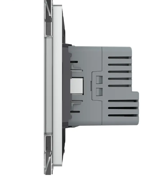 Фото 4 Электрическая розетка с USB Type-C Power Delivery 18 Вт белый Livolo