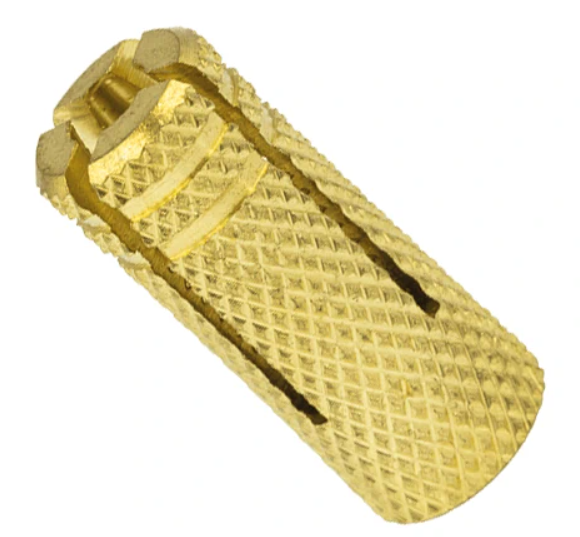 Фото Втулка розпірна латунна з внутрішнім різьбленням 10/М8*31