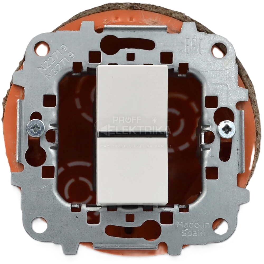 Фото 5 Выключатель Zenit белый одноклавишный 1 модуль проходной ABB 2CLA210200N1101