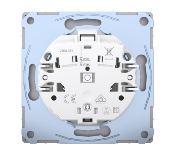 Фото 3 Розетка с заземлением и шторками нержавеющая сталь D-Life Schneider Electric
