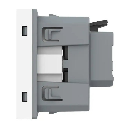 Фото 3 Механизм розетка с самозажимными клеммами с заземлением белый Livolo